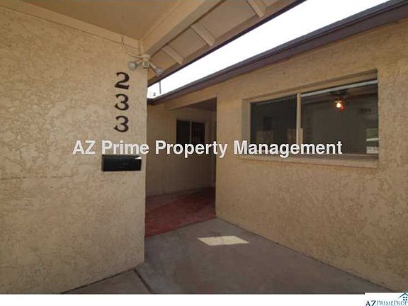 3rd image of 233 E Fremont Dr