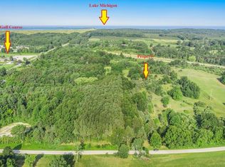 S Beaune Rd, Ludington, MI 49431