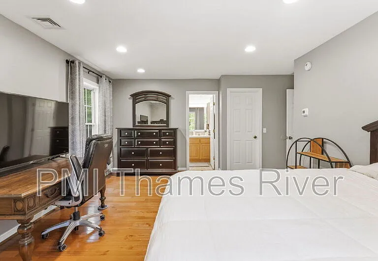 62 Terry Rd — Photo 30