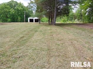 3163 Nation Rd, Salem, IL 62881