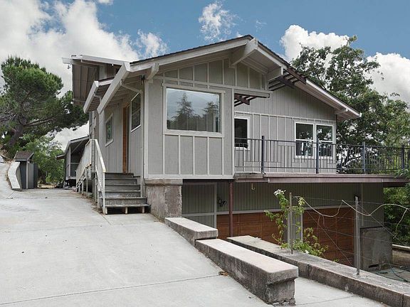 2nd image of 21352 Saratoga Hills Rd