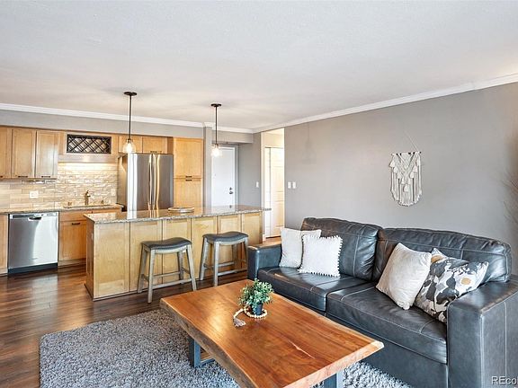 3rd image of 601 W 11th Avenue #716