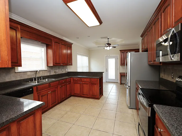 3261 Jordan Way — Photo 7