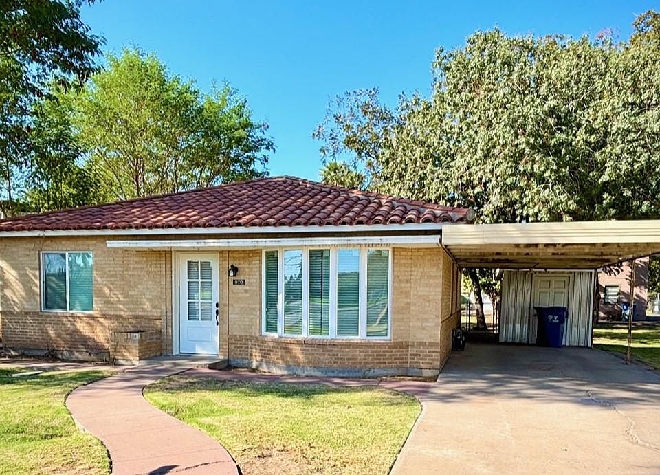 Very nice brick home in ideal Tempe location