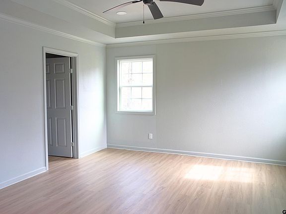 4th image of 22728 Brierwood Dr