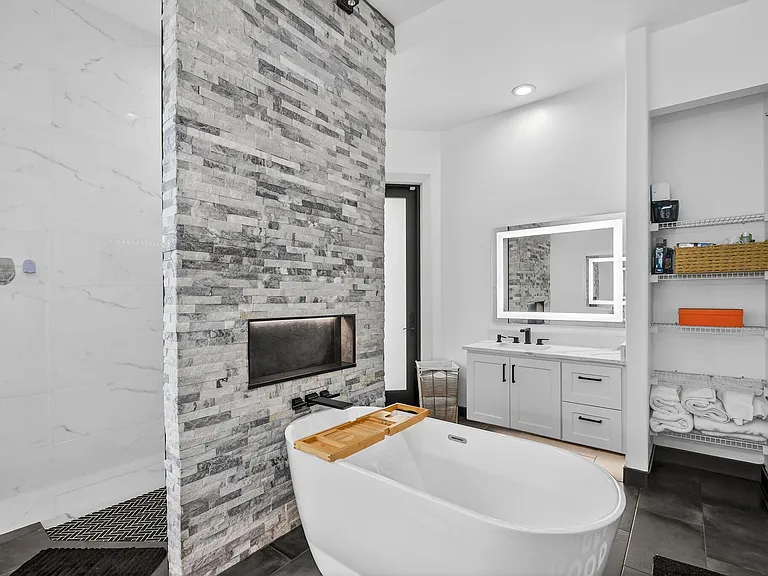 10337 Trianon Pl — Photo 44