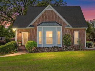 1133 Mayland Ln, Vestavia Hills, AL 35216