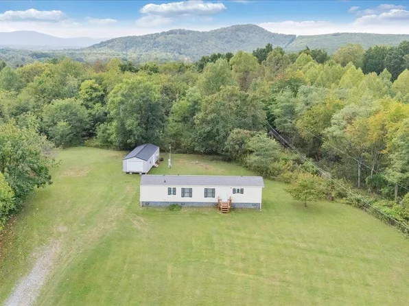 2006 Mountain Valley Rd, Vinton, VA 24179