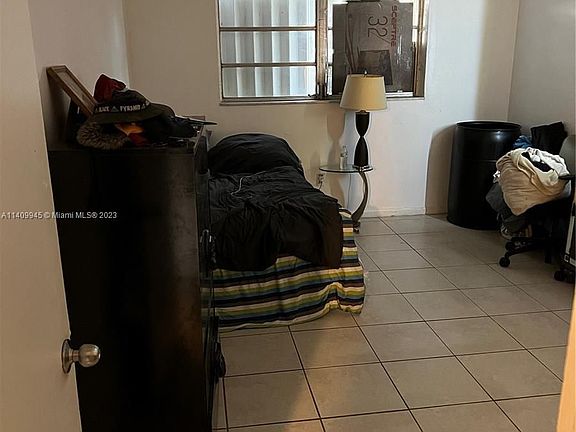 5th image of 15225 NE 6th Ave APT B104
