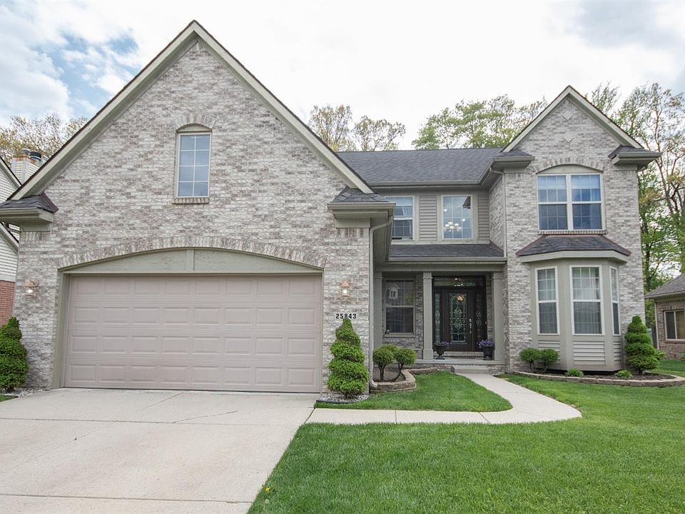 1st image of 25843 Cove Creek Dr