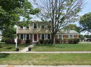 2683 Dayton Dr, Troy, MI 48085