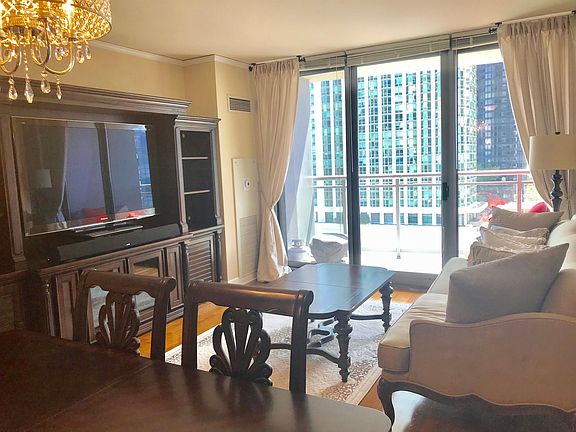 4th image of 450 E Waterside Dr #604