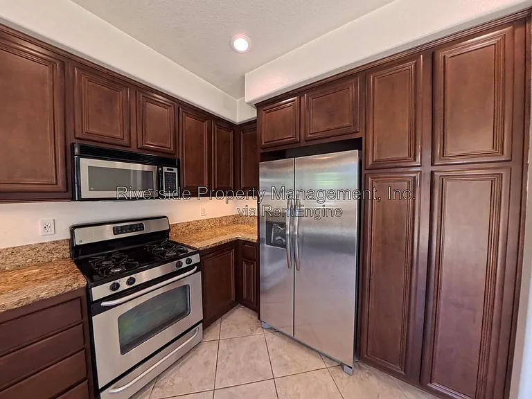 4031 Cey Ct — Photo 5
