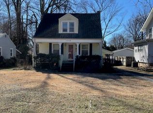 1310 E Meadowmere St, Springfield, MO 65804