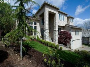 2317 Stonehurst Ct, Lake Oswego, OR 97034