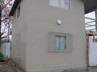 2004 E Clay Ave, Fresno, CA
