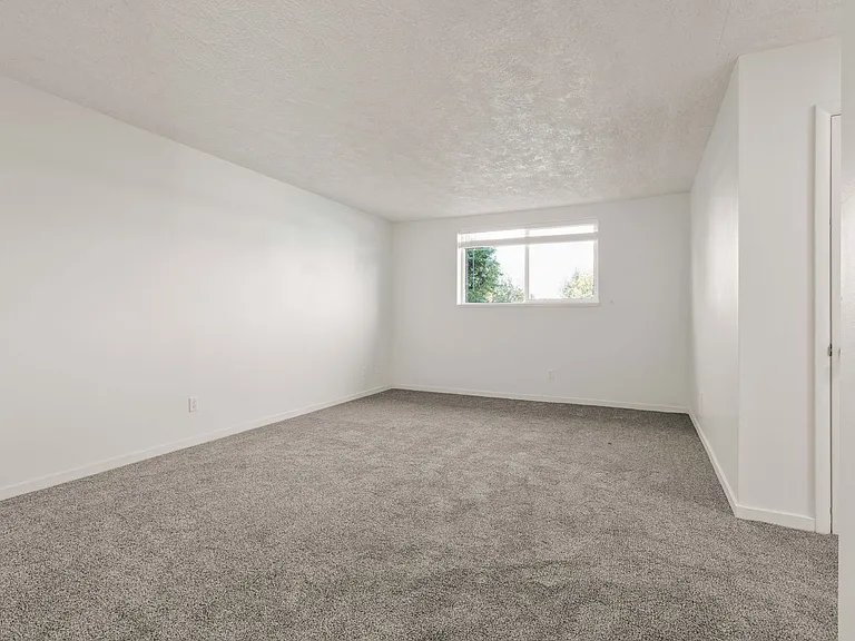 360 N Woodruff Ave #1-4 — Photo 14