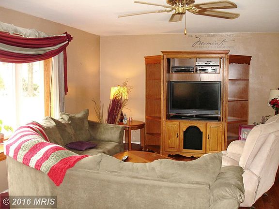 4th image of 36 Greenview Ave