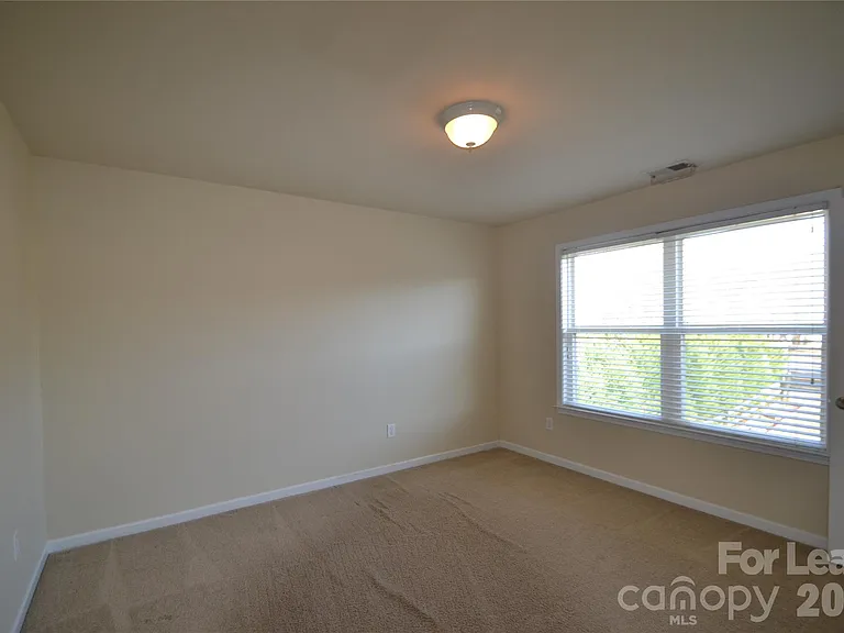 221 Montibello Dr — Photo 18