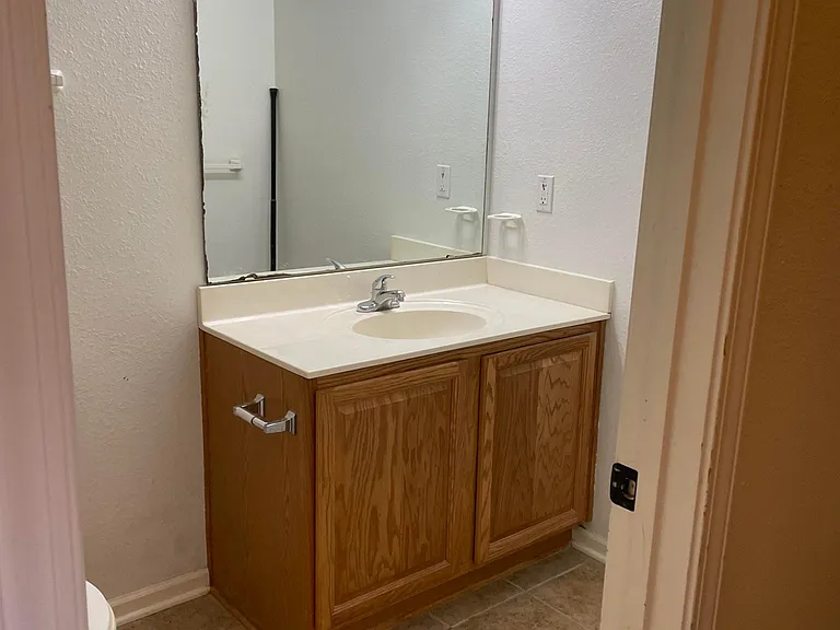 710 NW Scenic Ln — Photo 18