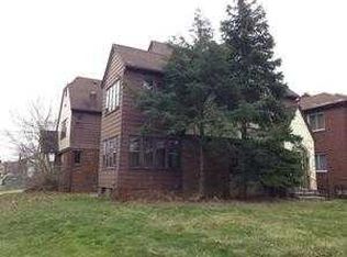 19480 Lake Shore Blvd, Euclid, OH 44119
