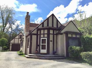 320 S Poplar Ave, Elmhurst, IL
