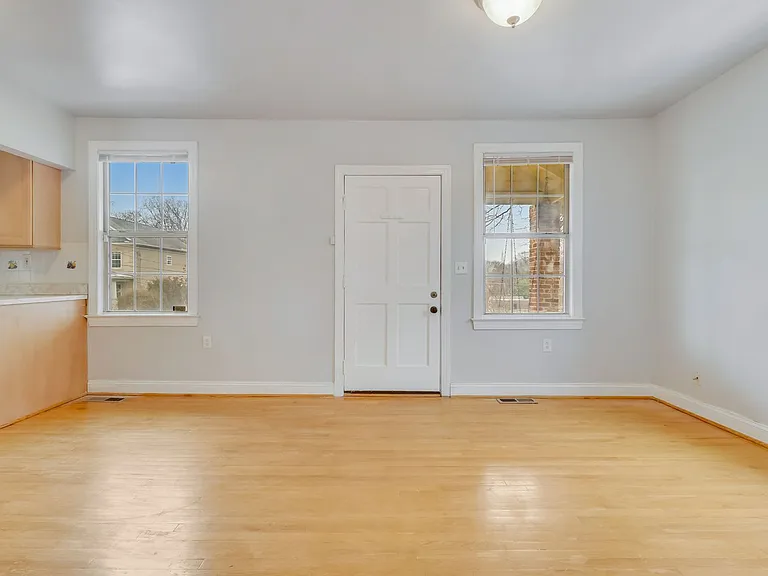3123 15th St NE — Photo 11