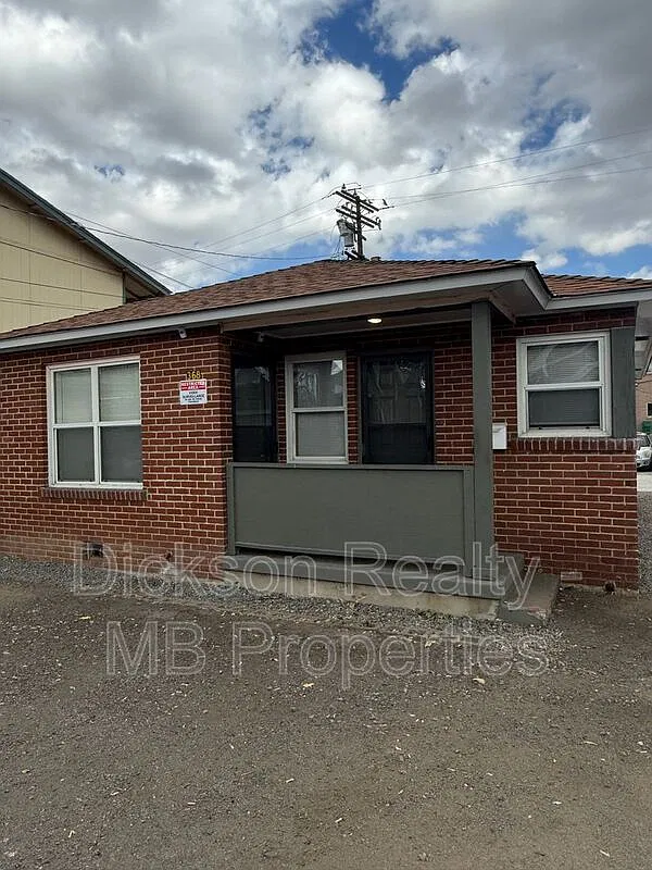 2 bed, 1.0 bath, 1508 sqft, $2,250 — Photo 1