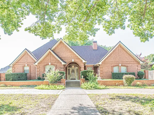 4500 Green Oaks Dr, Colleyville, TX 76034