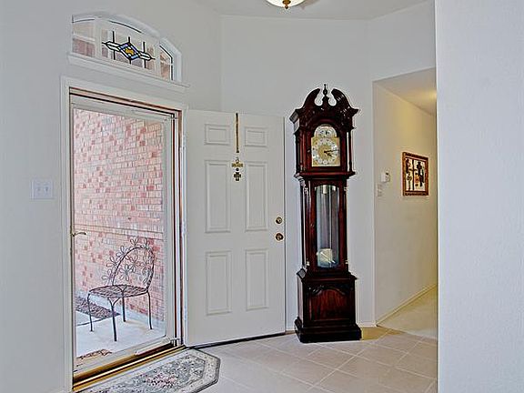 3rd image of 3412 Longneedle Ln
