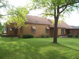 640 Circle Dr, Rushford, MN 55971