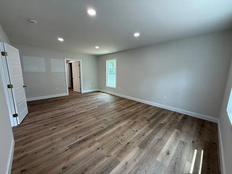 30 Broad Vista Blvd — Photo 5