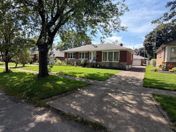 43 Barron St, Welland, ON L3C 2K4