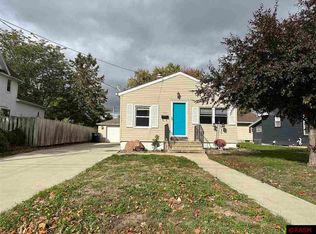 503 3rd St SW, Stewartville, MN 55976