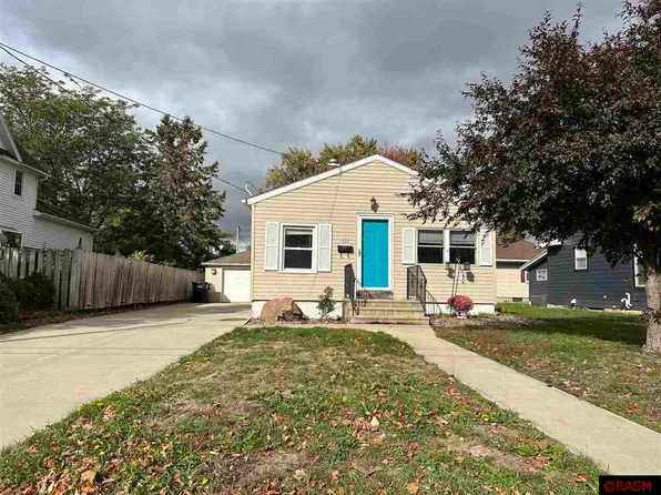 503 3rd St SW, Stewartville, MN 55976