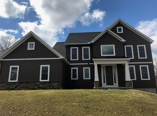 43 Copper Beech Run, Fairport, NY 14450