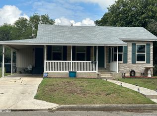 605 Exchange Ave, Schertz, TX 78154