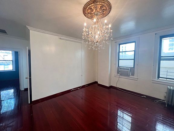 3rd image of 12-12 31st Ave #2B