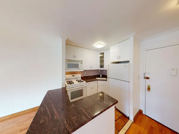 408 Eighth Avenue image 6 of 7