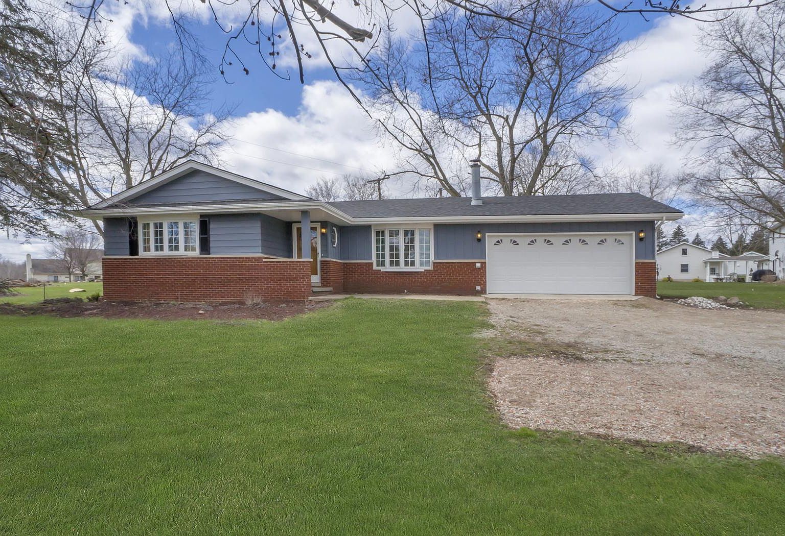 19 Triangle Lake Rd, Howell, MI 48843 Zillow