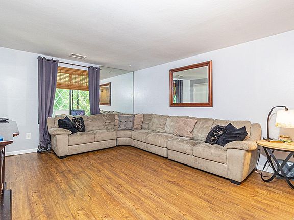 3rd image of 426 Clubhouse Ct #426