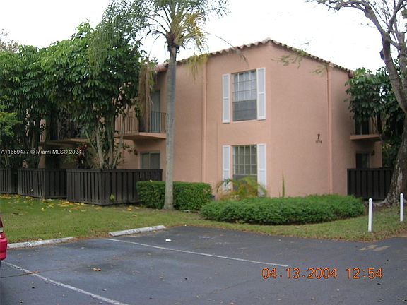 3rd image of 10786 N Kendall Dr APT D13
