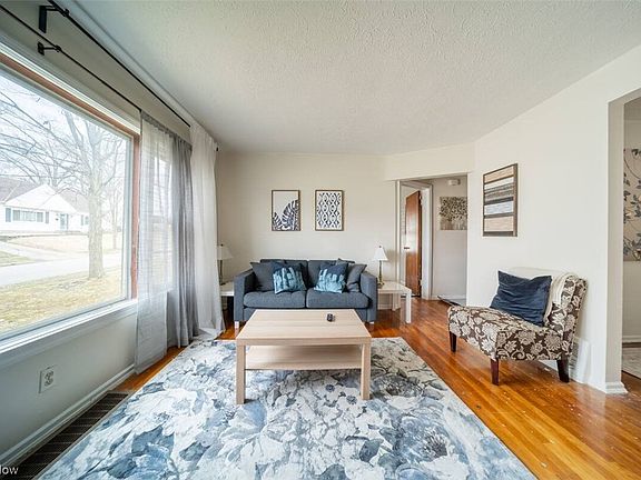 3rd image of 2486 21st St