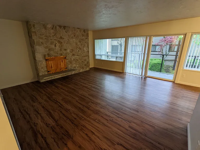 Park Village Apartments — Photo 117