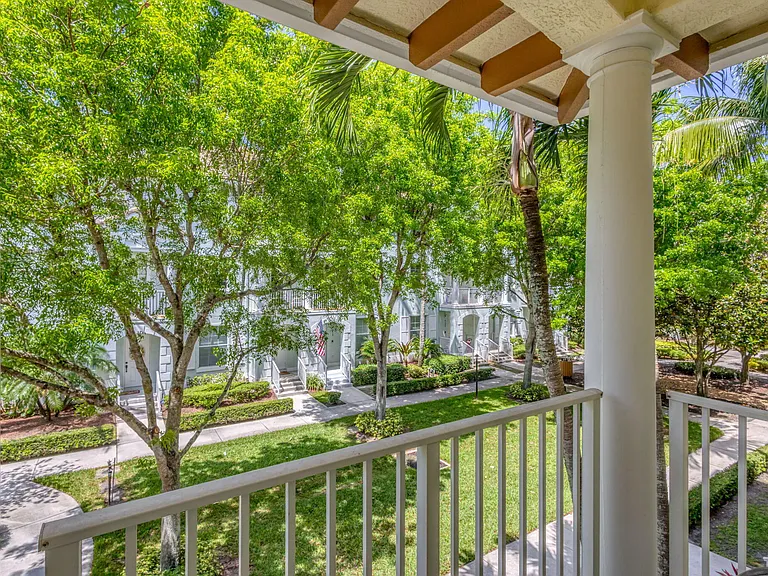 4320 Blowing Point Pl — Photo 5