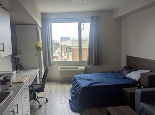 802 Academy Way, Kelowna, BC V1V3A4