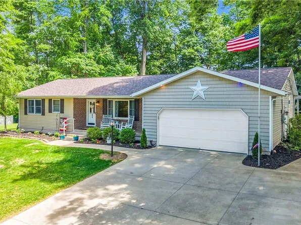 408 River Rd, Canal Fulton, OH 44614