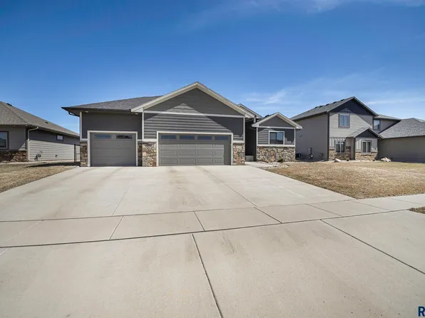 420 S James Ave, Tea, SD 57064