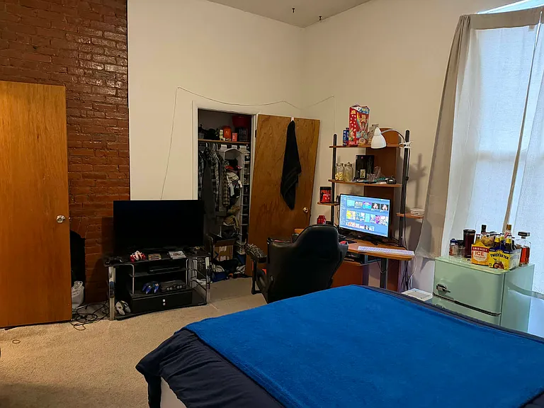 2377 Wheeler St #2 — Photo 9