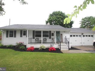 110 Lincoln Dr, Fayetteville, PA 17222